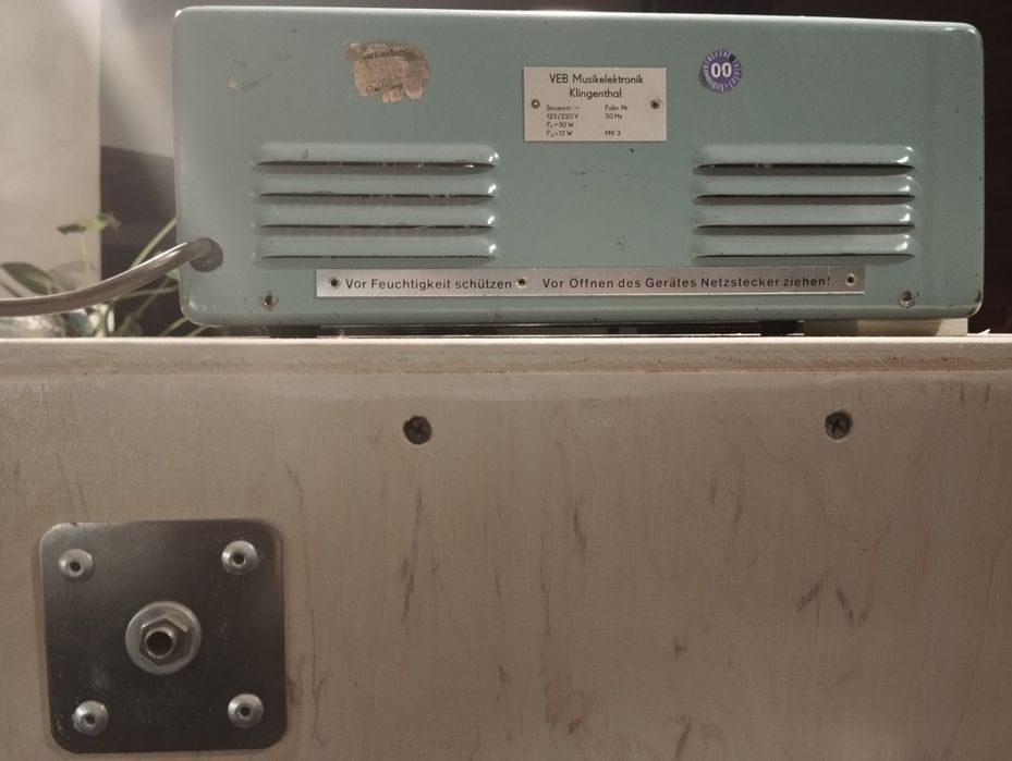 Wzmacniacz MV3+ kolumna