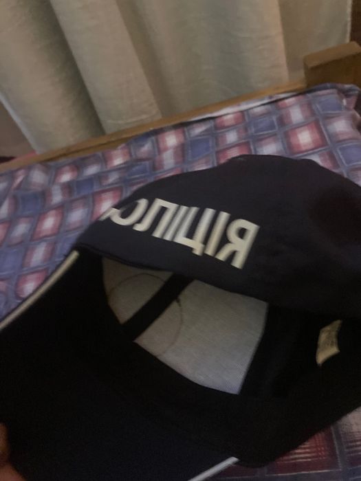 Кеппі поліція з кокардою