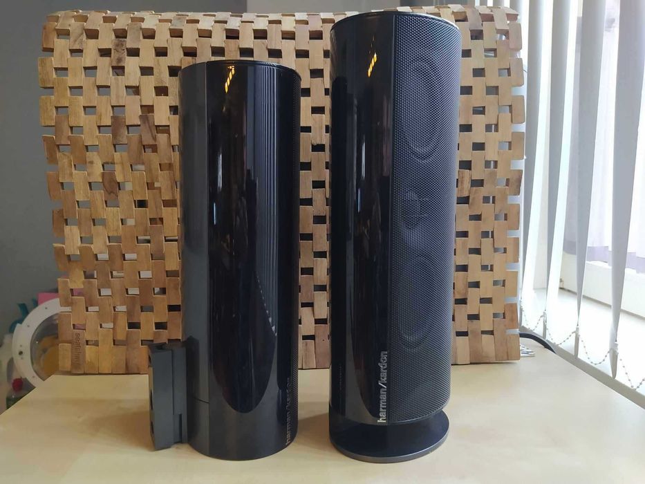 Uchwyty stojace do kolumn Harman Kardon