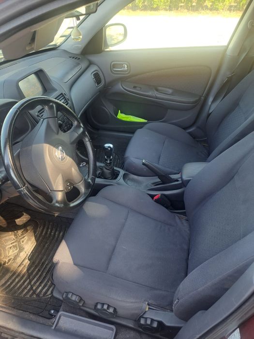 Vendo Nissan almera