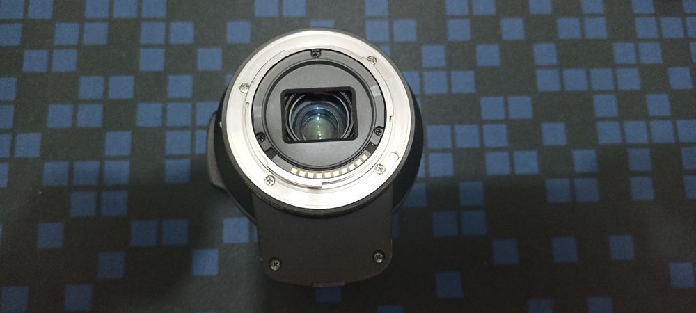 Lente objetiva Sony SELP18200 pz