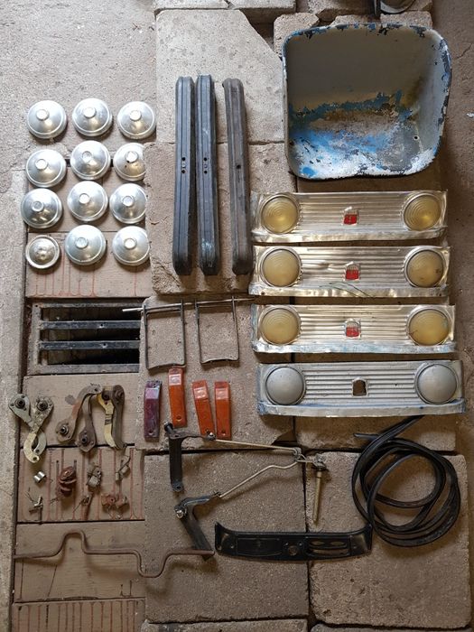 Zabawka Prl na pedały Moskwicz Azak azlk części grill siedzenie lampy