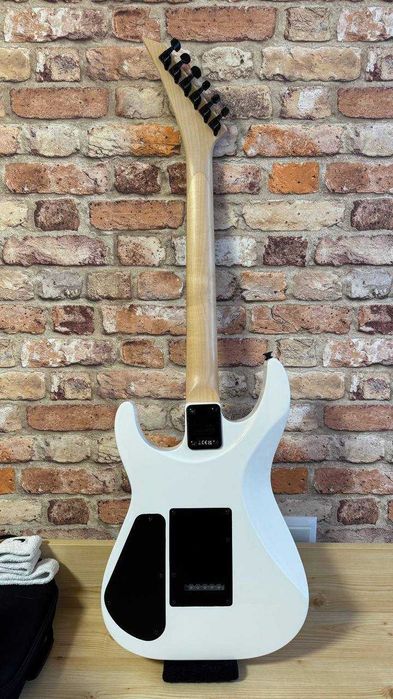 Електрогітара  Jackson JS11 Dinky Ah White