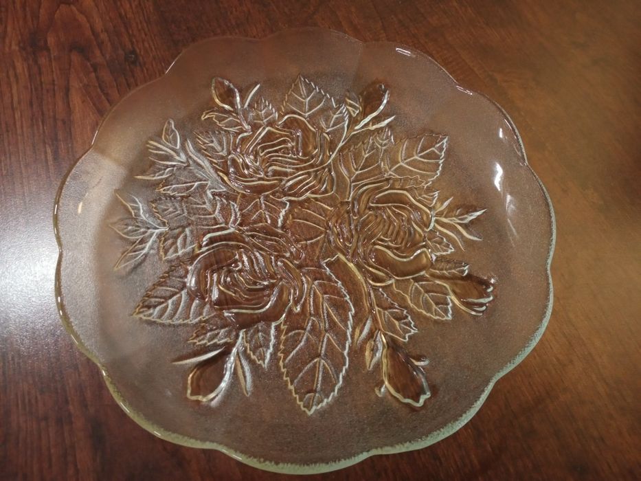 Talerz szklany na owoce