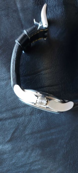 Elegante e moderno relógio Tw steel renault f1