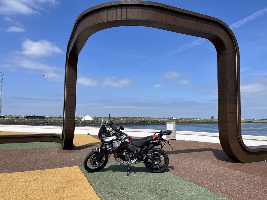 Ducati Desert X RR22