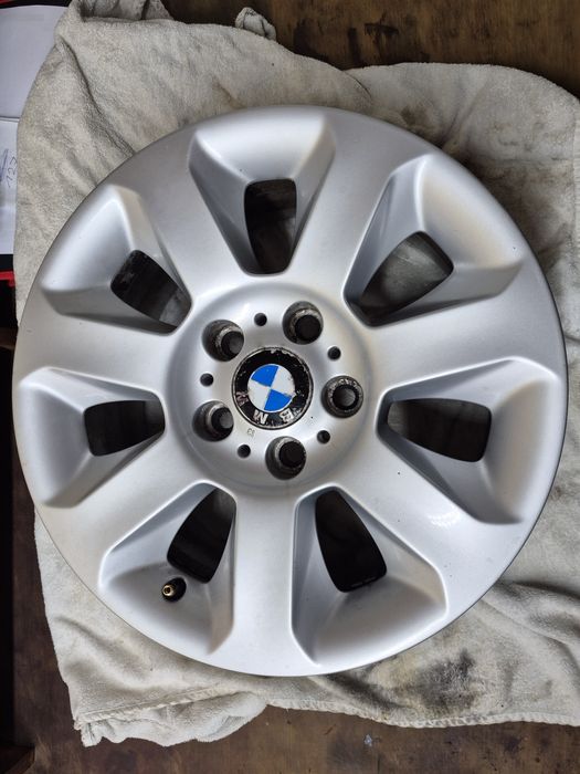 Felgi BMW seria 5 styling 115 5x120 7j 16cali