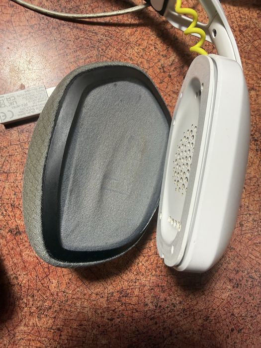 Наушники  безпроводные Logitech G435SE