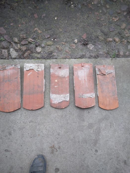 Dachówka z demontażu.