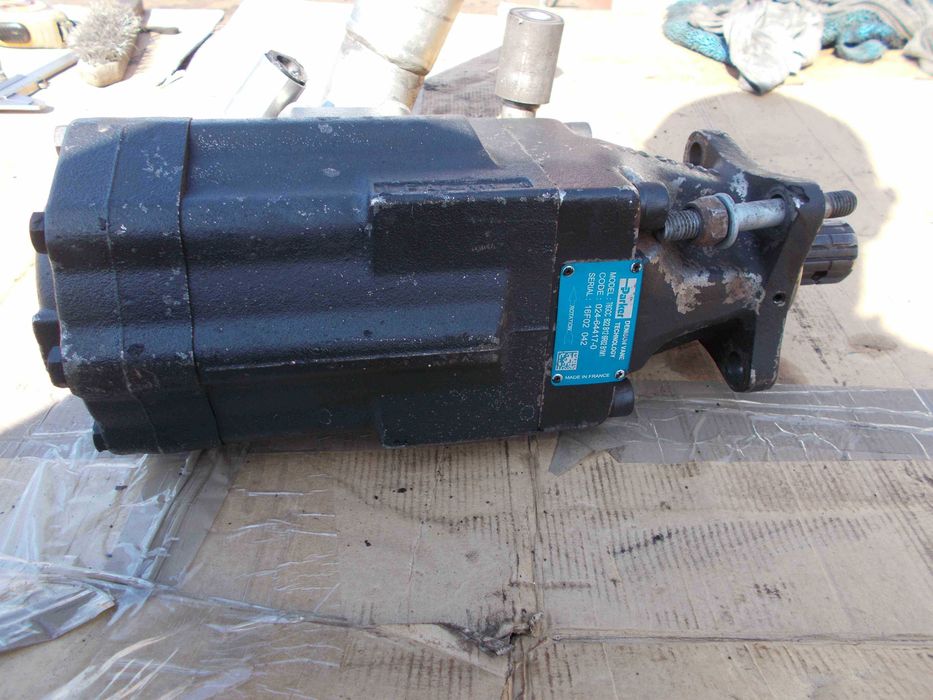 Pompa hydrauliczna łopatkowa PARKER T6GCC B22 B12