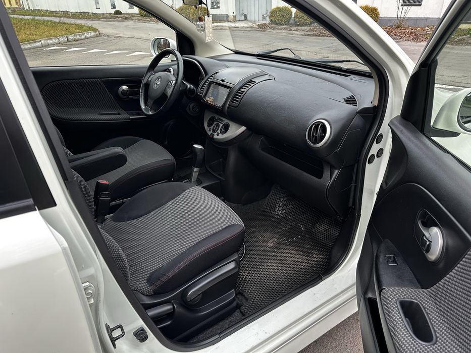 Nissan Note 2011 avtomat