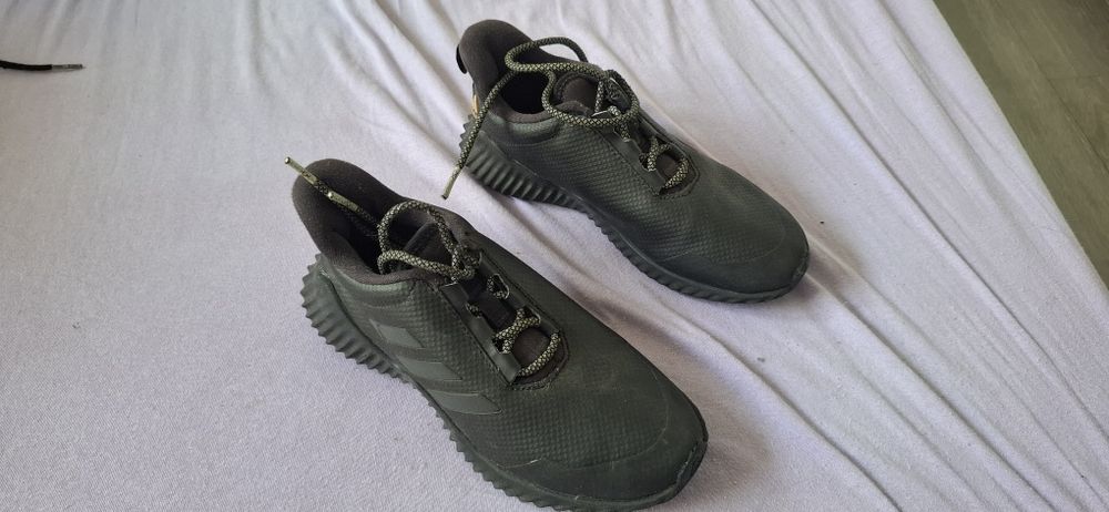 Buty sportowe adidas i inne