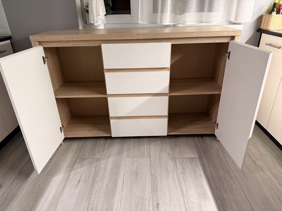 Komoda - w bardzo dobrym stanie.