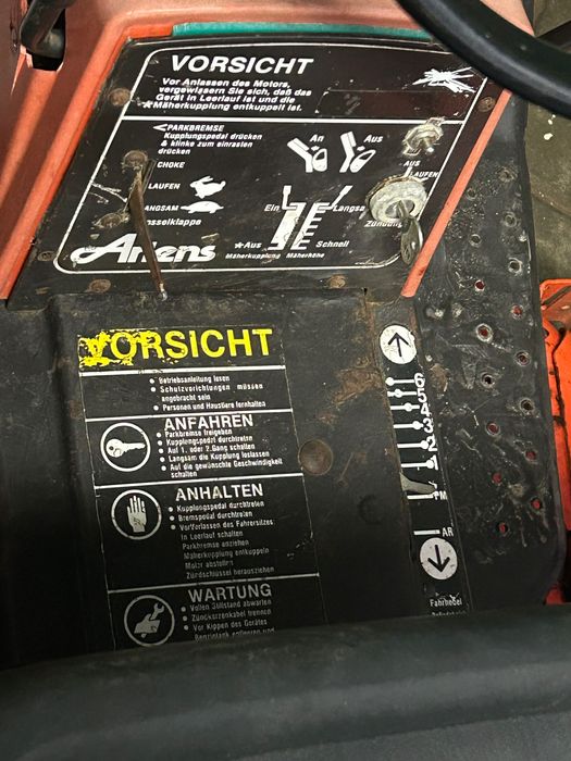 Corta relva a gasolina