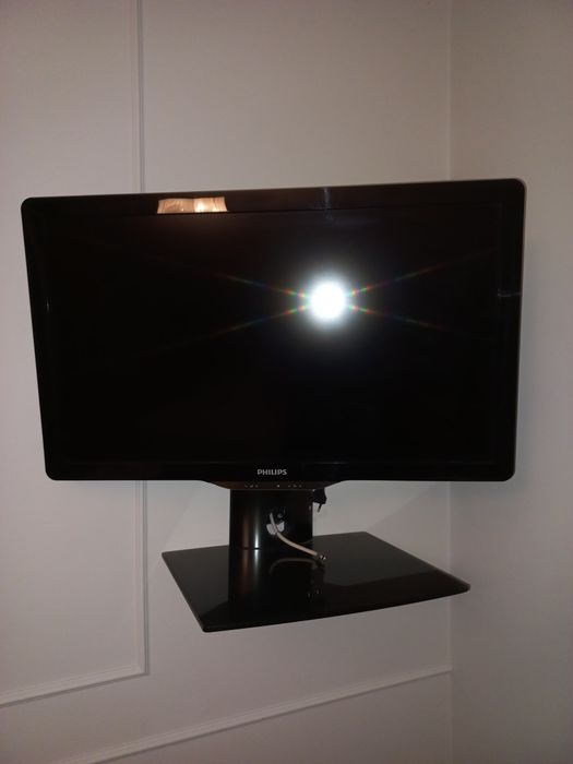 Telewizor Philips 32"+uchwyt