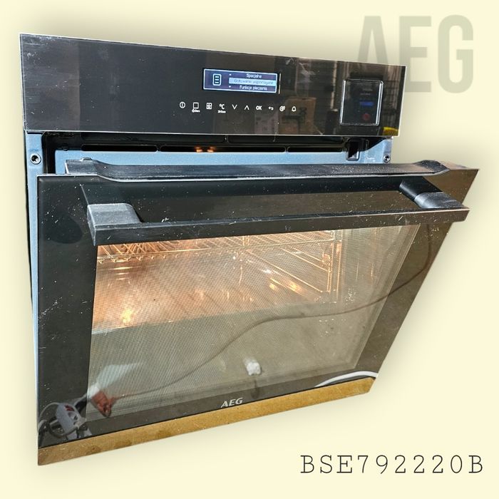 AEG BSE792220B – Piekarnik parowy SteamBoost – POWYSTAWOWY sklep 10tys