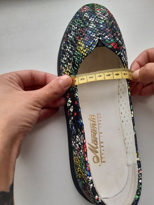 Жіночі туфлі  осінні