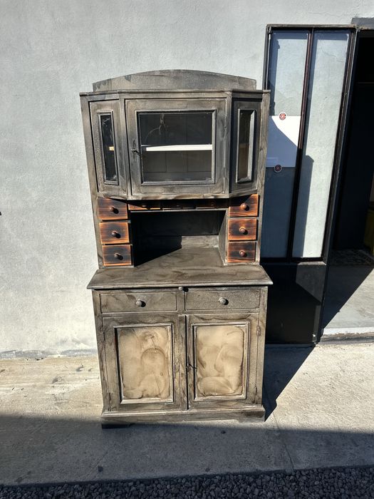 Meblownia kredens drewniany