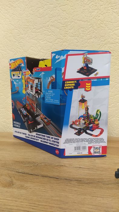 Трек Hot Wheels "Центральна автомайстерня"