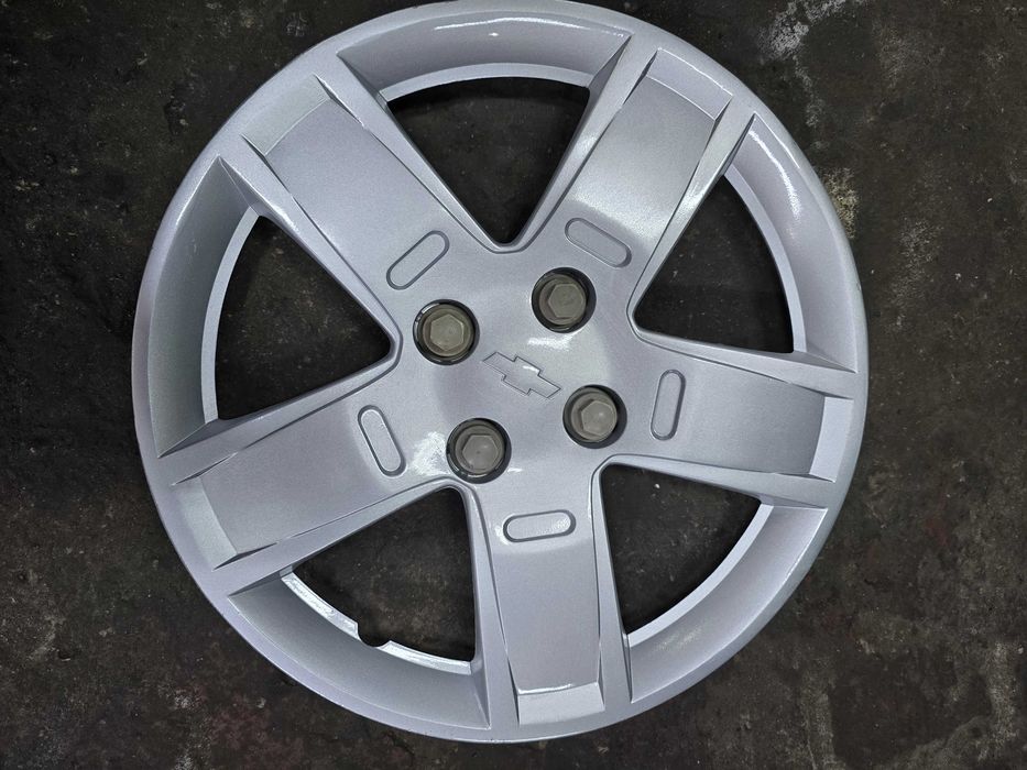 ковпаки Chevrolet Aveo оригінальні з гайками