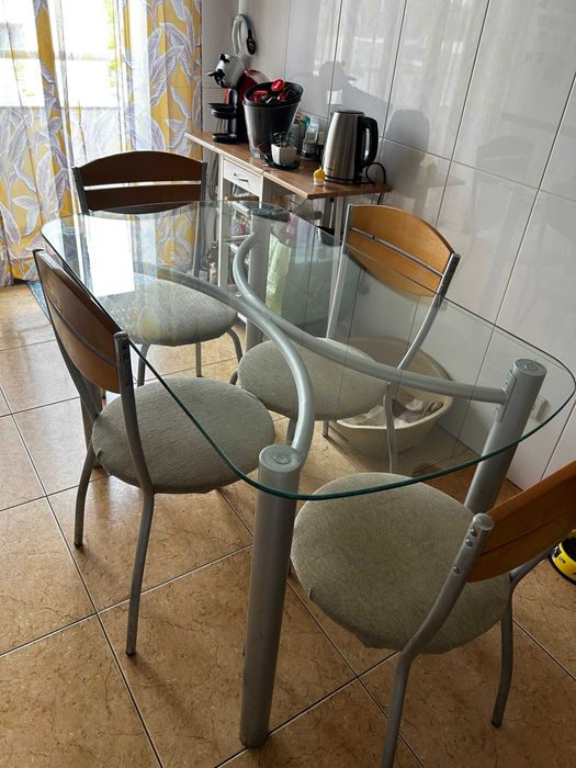 Mesa e cadeiras | Cozinha