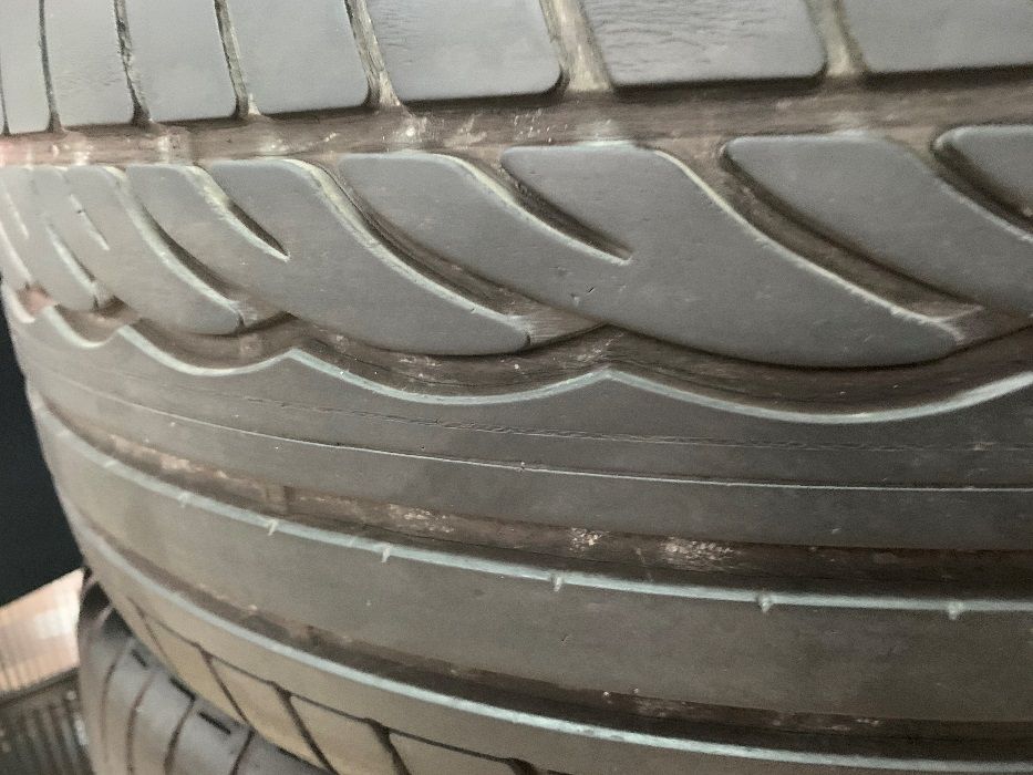 Pneu 215/55 R16 97w DUNLOP (1 Unidade) usado em carros grupo VAG