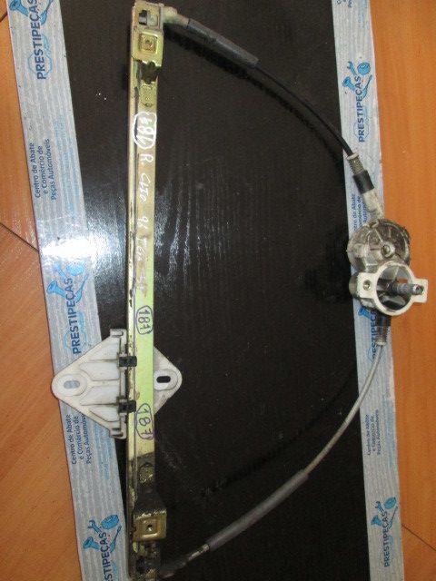Elevador vidros trás esquerdo RENAULT Clio I (B/C57_, 5/357_)