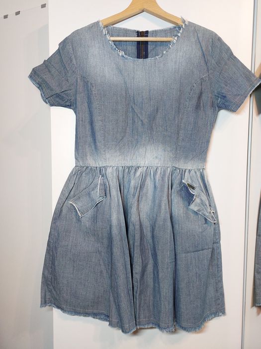 Niebieska jeansowa sukienka 38/M prosta dżinsowa sukienka na co dzień