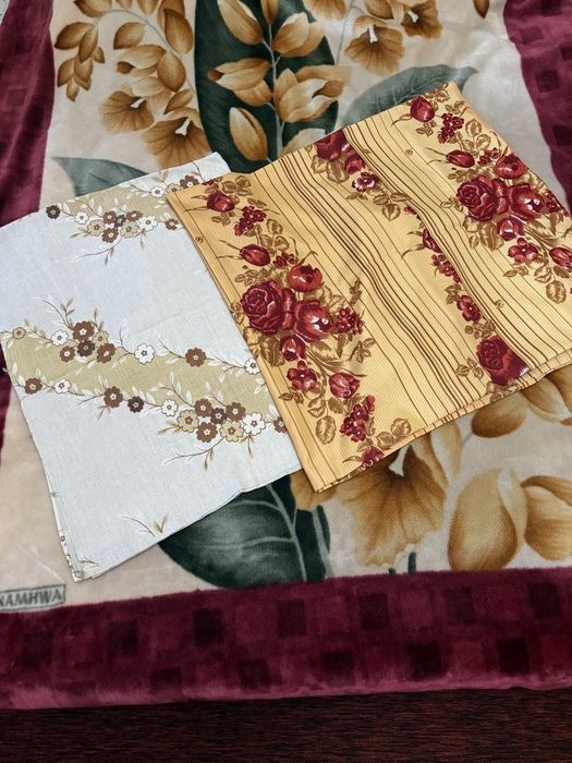 Продам шторы по (2шт.)