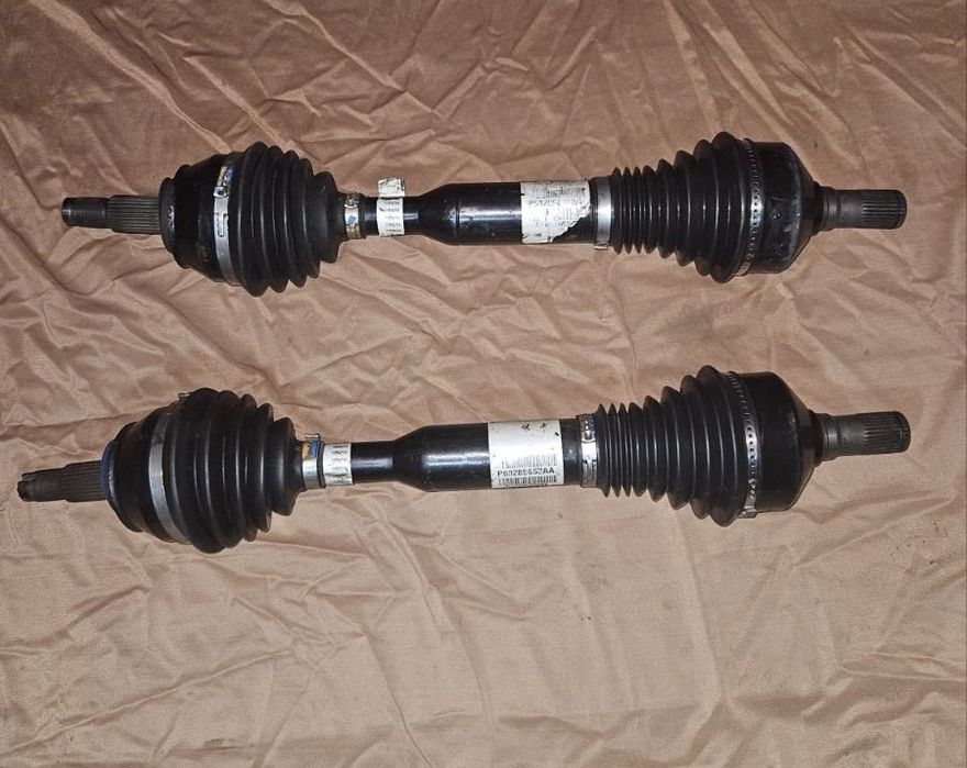 Привод полуось передняя правая и левая Jeep Cherokee KL 19-23 AWD
