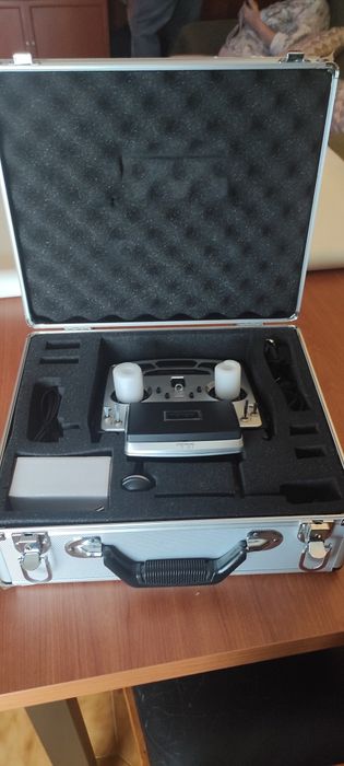 Transmissor de radio, Walkera -F12E de 12 canais de alta gama.