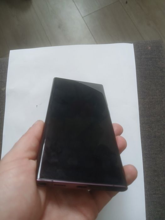 Продам власний телефон. Самсунг ультра s 22 12/246 Без торга.
