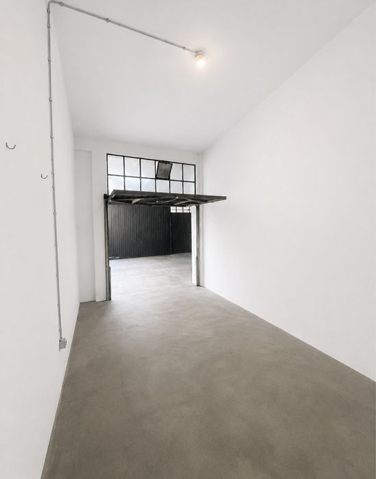 Alugo Garagem Box na Av da republica em V.N.de Gaia
