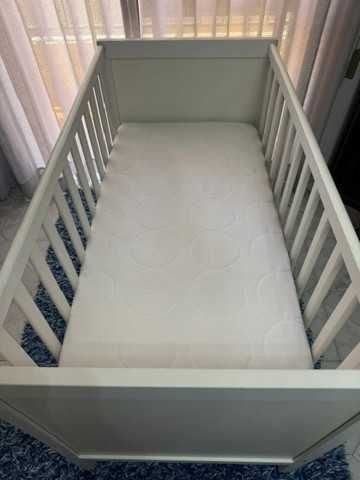 Сama de bebé Branca IKEA + Colchão + OFERTA Extras