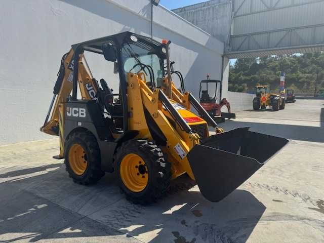 Retro escavadora JCB 1 CX para ALUGUER