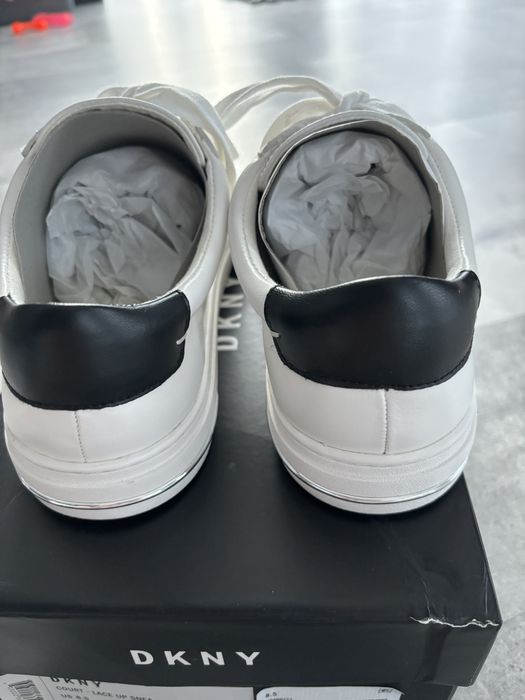 Buty damskie firmy DKNY