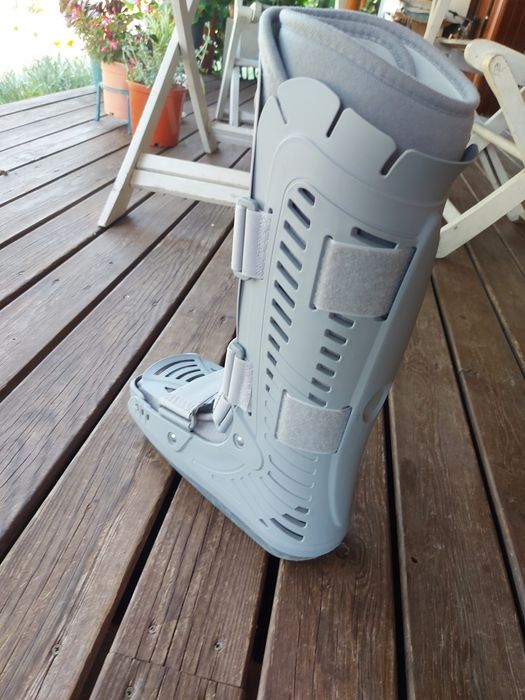Bota ortopedica fixa insuflável