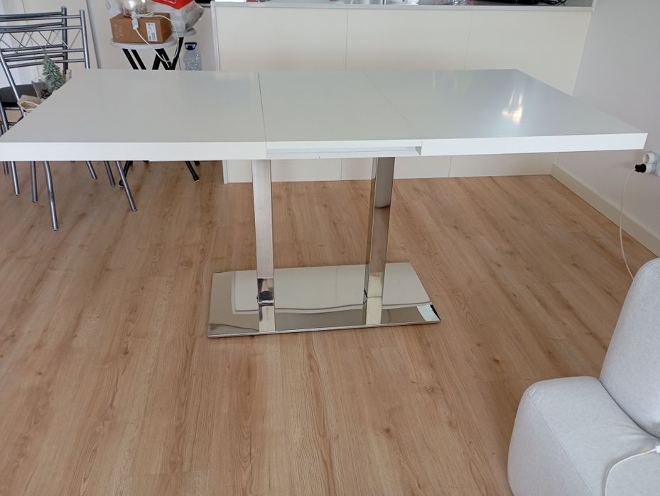 Mesa de jantar extensível