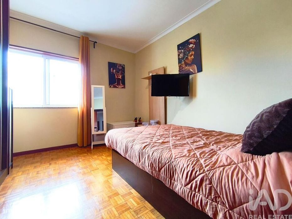 Apartamento T3 em Darque de 77,5 m2