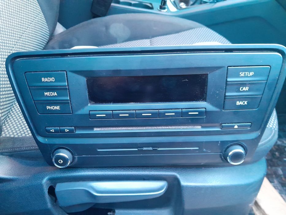 Продам Mib entry radio мультимедіа магнітофон магнитолу Skoda