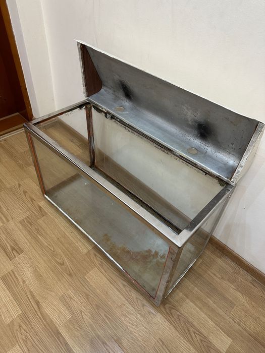 Продам акввріум / тераріум на 126 л.