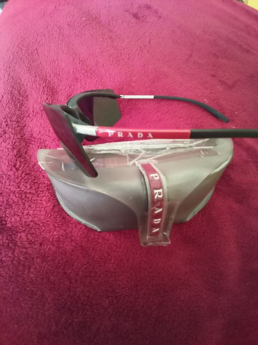 Сонцезахисні окуляри