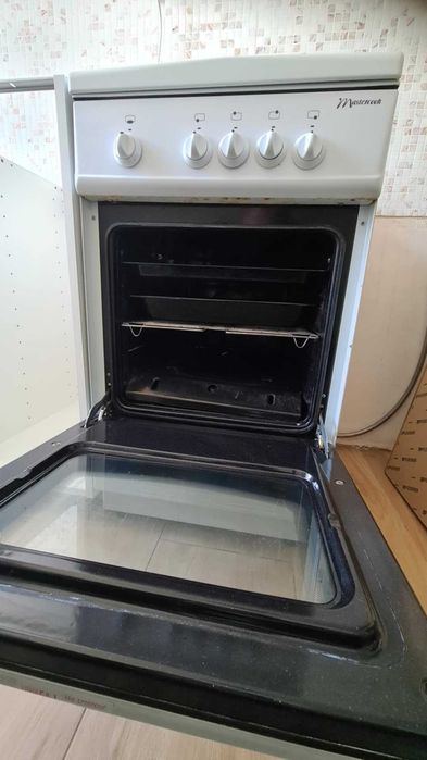 Kuchenka gazowa, kuchnia wolnostojąca z piekarnikiem,