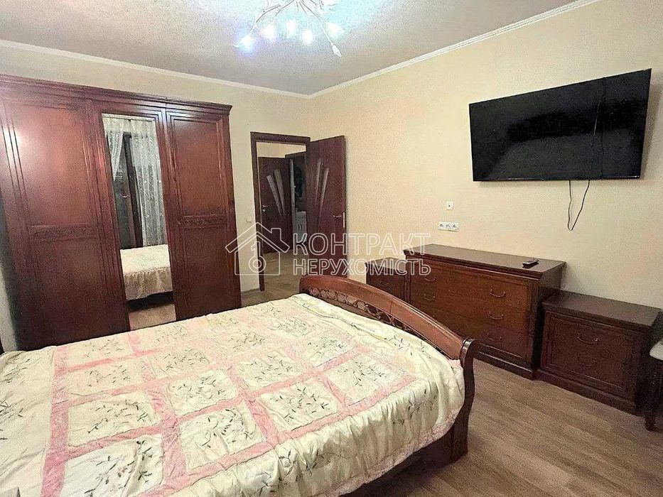 Продаж 3к кв біля метро Перемога,Олексіївка
