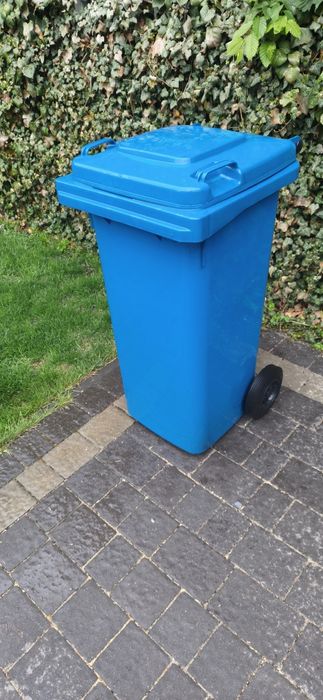 Kosz na śmieci 120 litrów