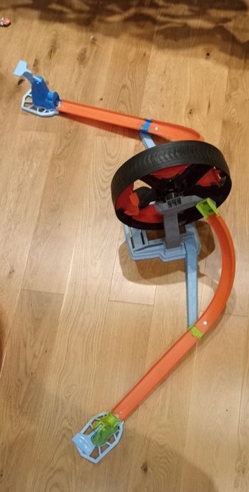 hot whells ósemka tor