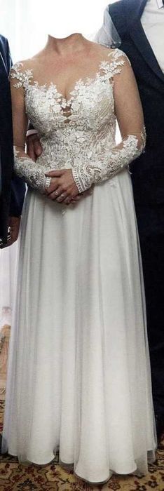 Suknia ślubna 36/S z długim rękawem plus dodatki