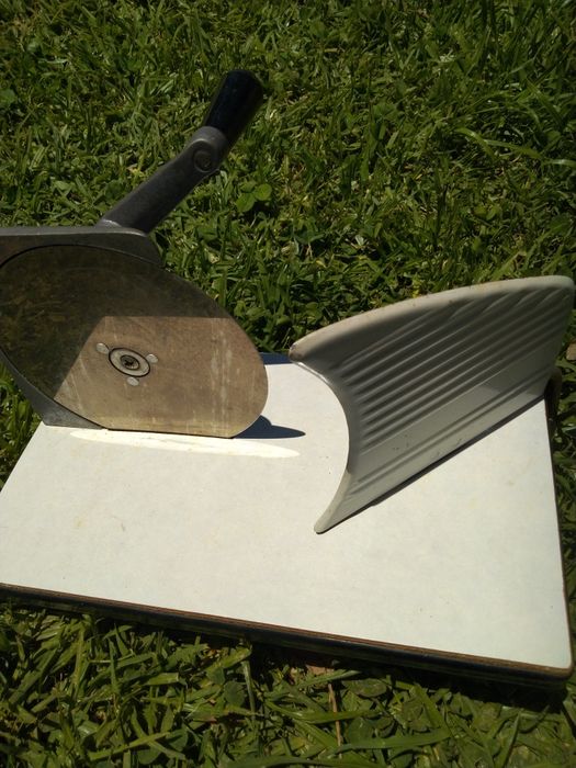 Máquina cortar fiambre ou queijo