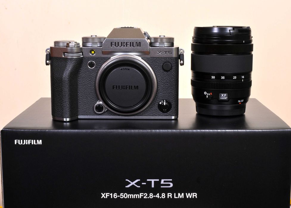 Fuji X-T5 + XF 16x50 WR, novo, zero fotos. Fatura e garantia Fuji PT
