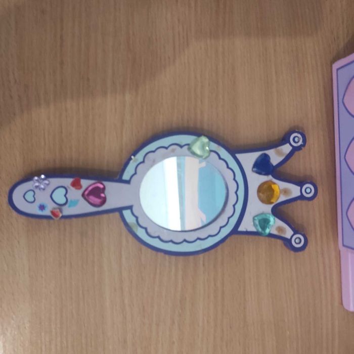 дзеркальце та трюмо іграшкове Melassa and Doug